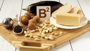 kakie-vitaminy-nuzhny-dlya-zdorovykh-volos