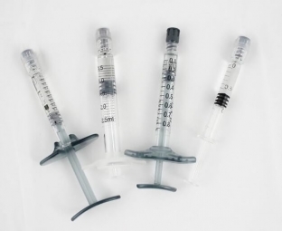 kratkoe-rukovodstvo-po-gialuronovym-filleram-chem-oni-razlichayutsya