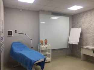 novyj-obuchayushchij-tsentr-emet-medicine-v-dnepre-luchshie-znaniya-v-komfortnykh-usloviyakh
