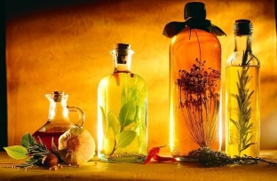 poloskanie-rta-maslami-drevnyaya-ayurvedicheskaya-praktika