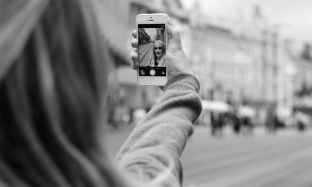 selfimaniya-vliyanie-selfi-na-cheloveka-o-kotorom-vy-ne-znali