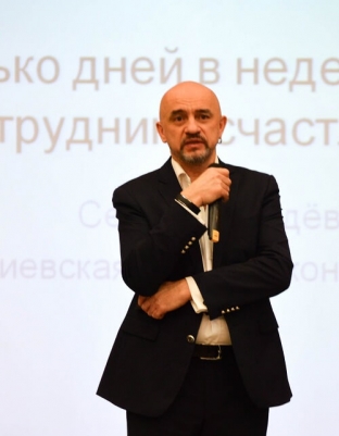 sergej-gvozdev-u-effektivnogo-rukovoditelya-predpriyatiya-vsegda-mozhno-chemu-to-nauchitsya