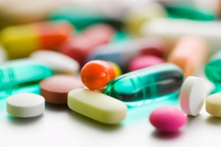 vitaminy-dlya-kozhi-6-faktov-o-kosmetike-v-kapsulakh